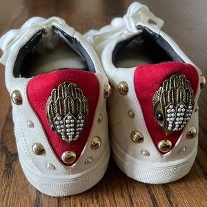 Kurt Geiger London Ludo White Quilted Low Top Sneakers with Eagle detail